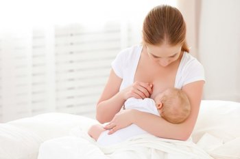 Важность грудного кормления для матери и ребенка
